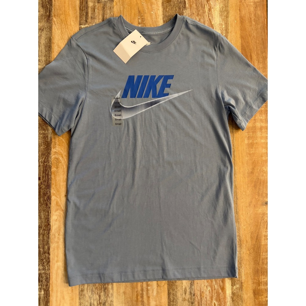 NWT Nike Mens Sportswear Graphic Swoosh Tee Blue Small Casual Athletic Cotton